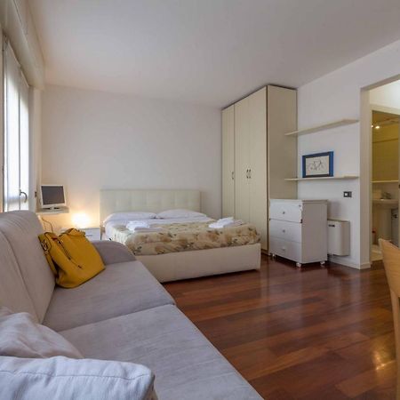 Studio Roma 41 - Affitti Brevi Italia Apartment เลคโค ภายนอก รูปภาพ