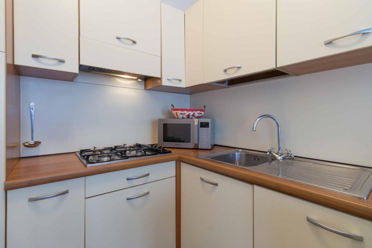 Studio Roma 41 - Affitti Brevi Italia Apartment เลคโค ภายนอก รูปภาพ
