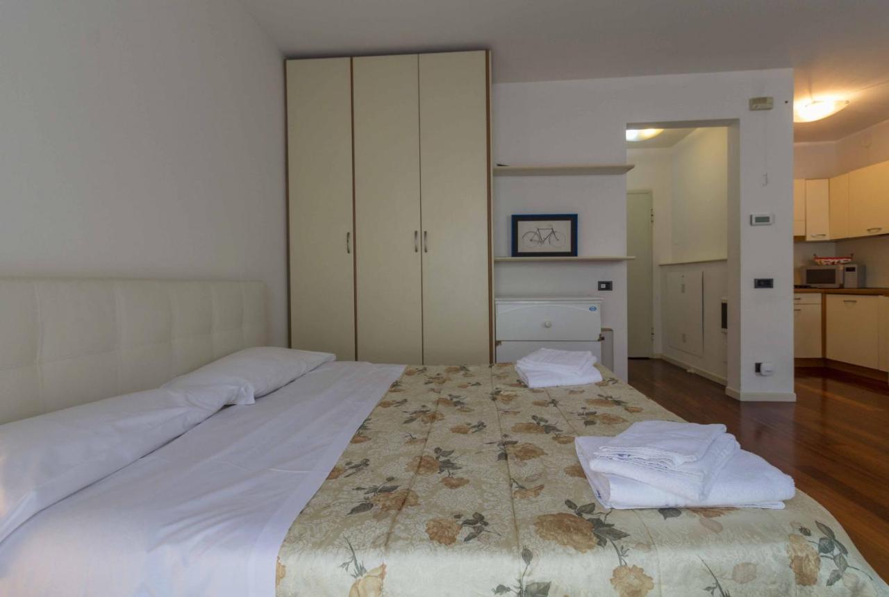 Studio Roma 41 - Affitti Brevi Italia Apartment เลคโค ภายนอก รูปภาพ